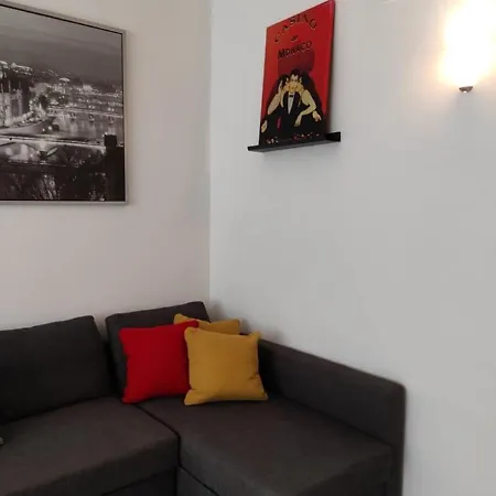 Casa Trieste Fiera * 巴里